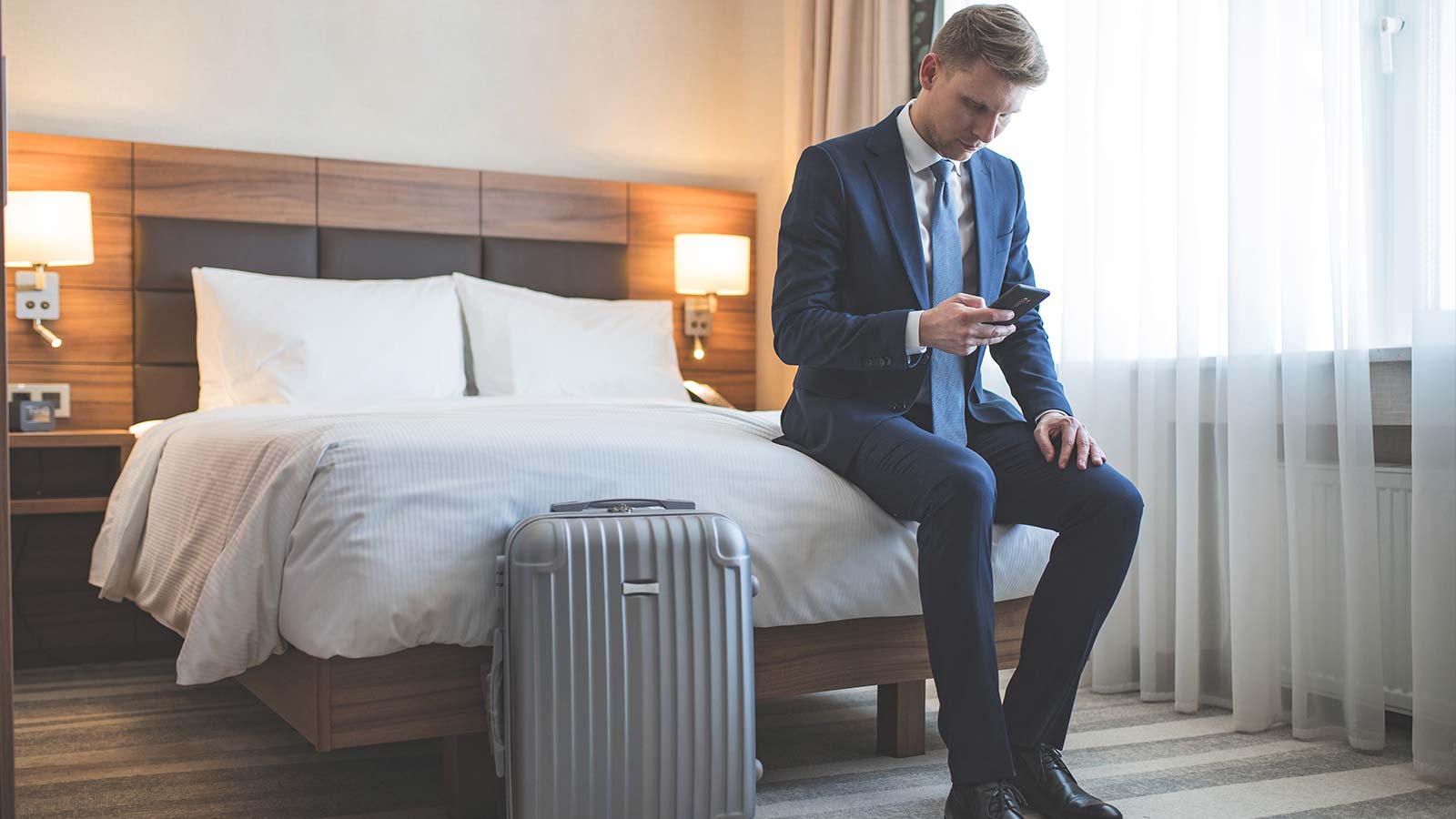 7 Hotel Tips For The Business Traveler